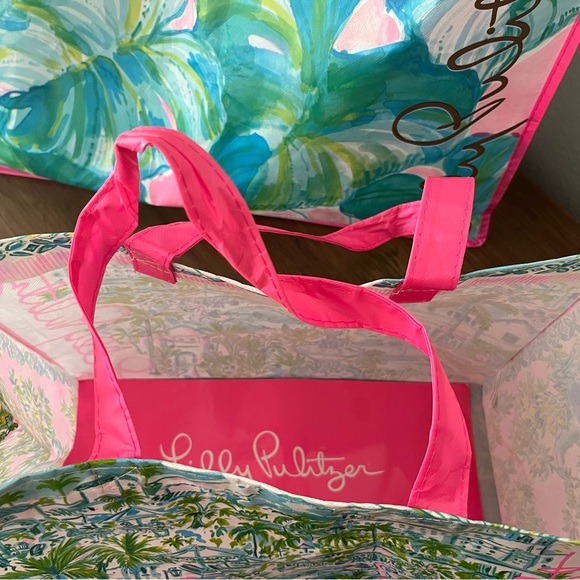 Lilly Pulitzer Re-Usable Tote Bag Set(5) - Picture 10 of 13